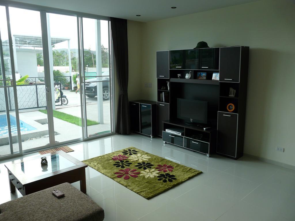 Milpool Villa 14 HHQ Rum bild